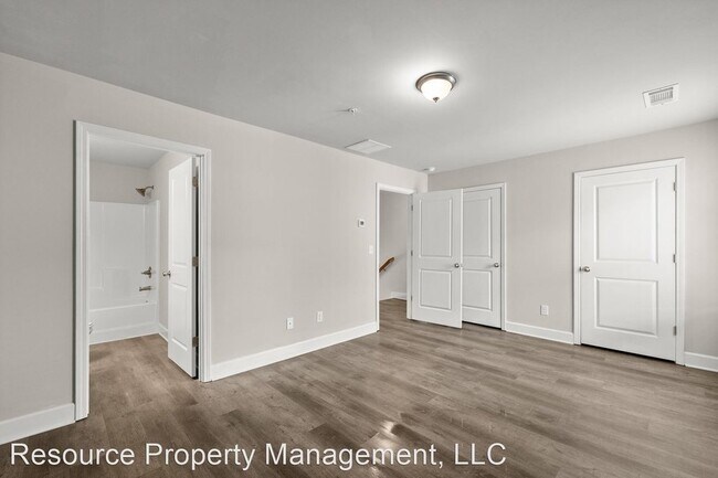 Building Photo - McClure Springs Townhomes