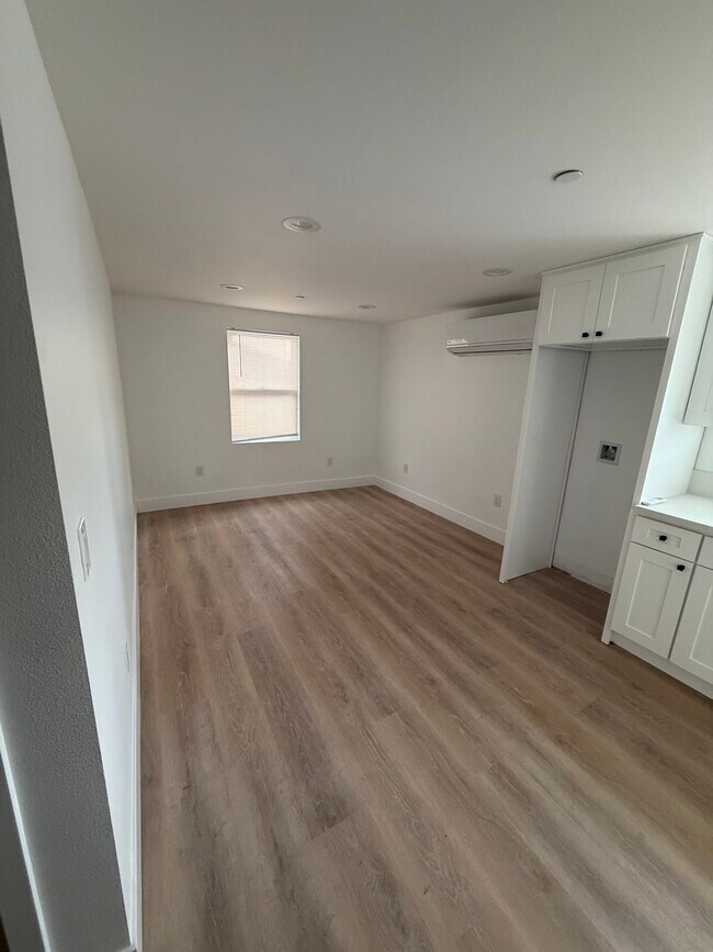 Foto del edificio - 212 S Orange Ave