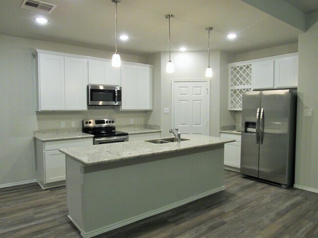 Foto del edificio - 406 Duchess River Rd