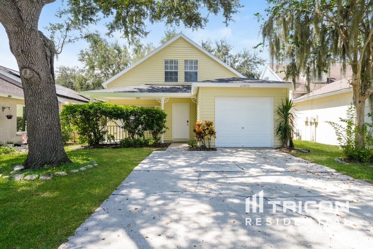 Foto principal - 22809 St Thomas Cir