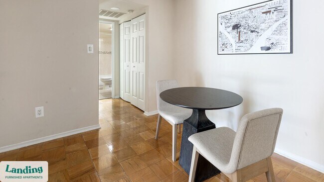 Foto del edificio - 6220 Springhill Dr