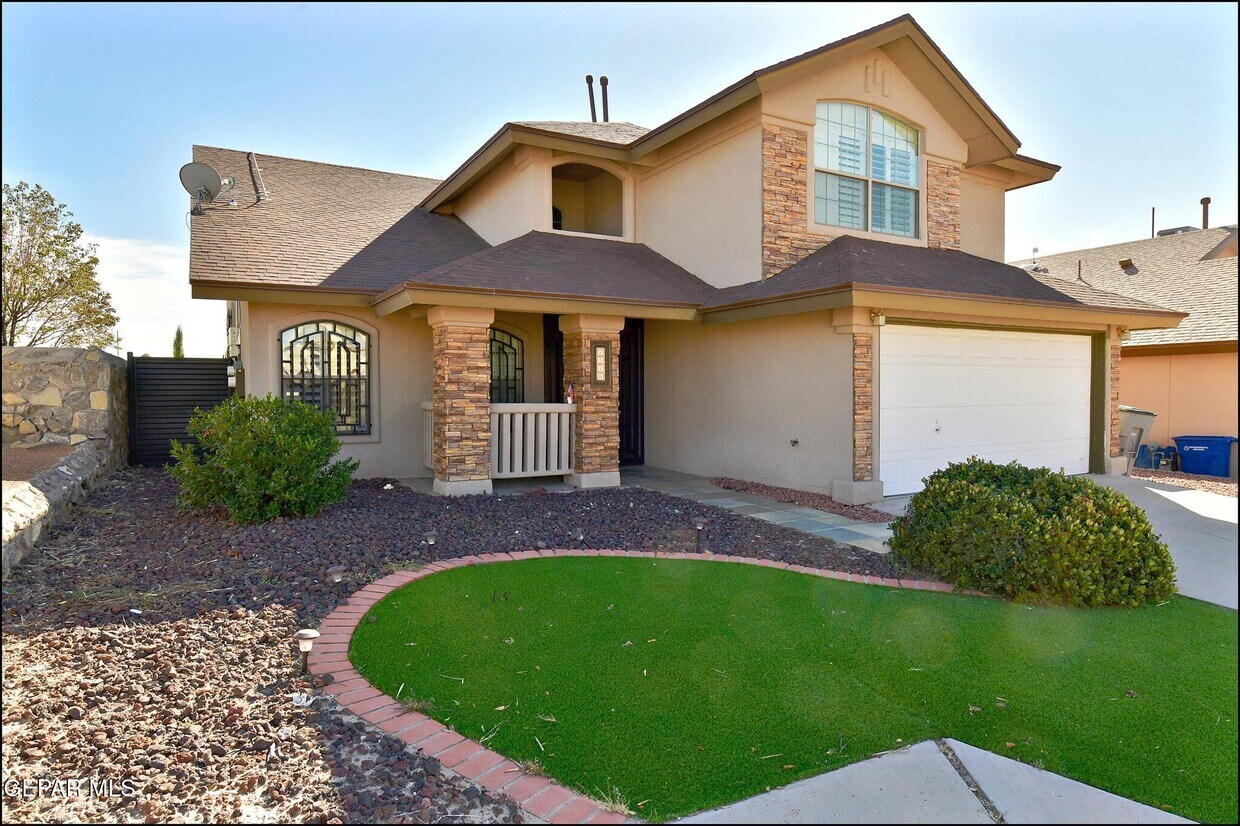 Foto principal - 1416 Stone Canyon Way