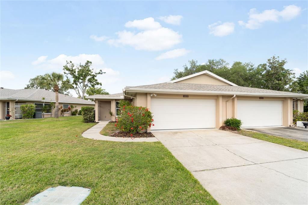 Primary Photo - 5689 Evergreen Dr