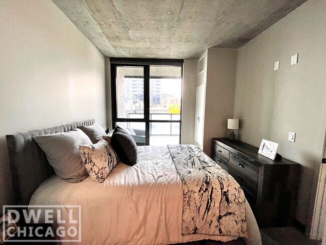 Foto del edificio - 177 N Ada St