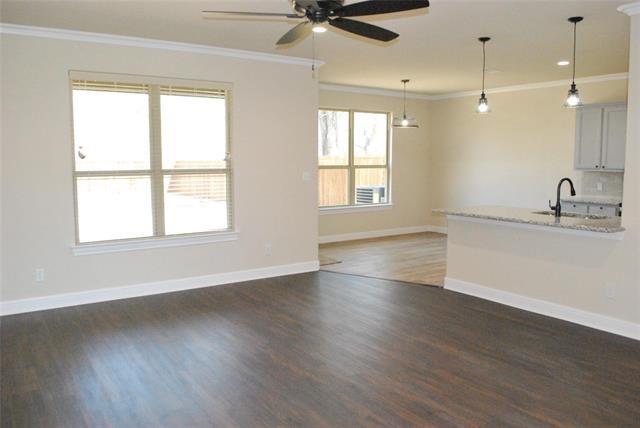 Foto del edificio - 521 W Sears St