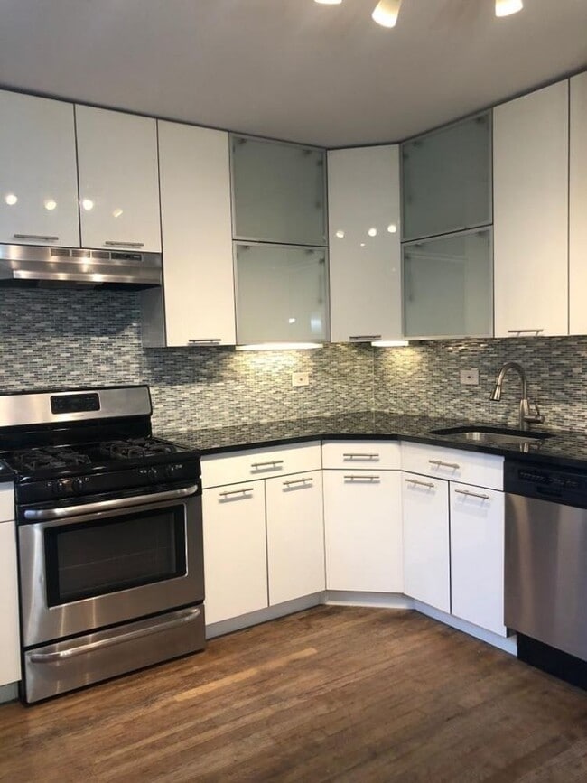 Floorplan - 530 West 236th