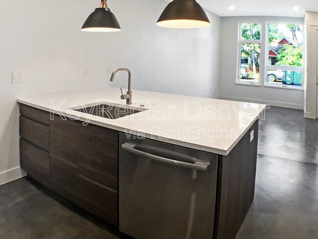 Building Photo - 3118 Gilpin St