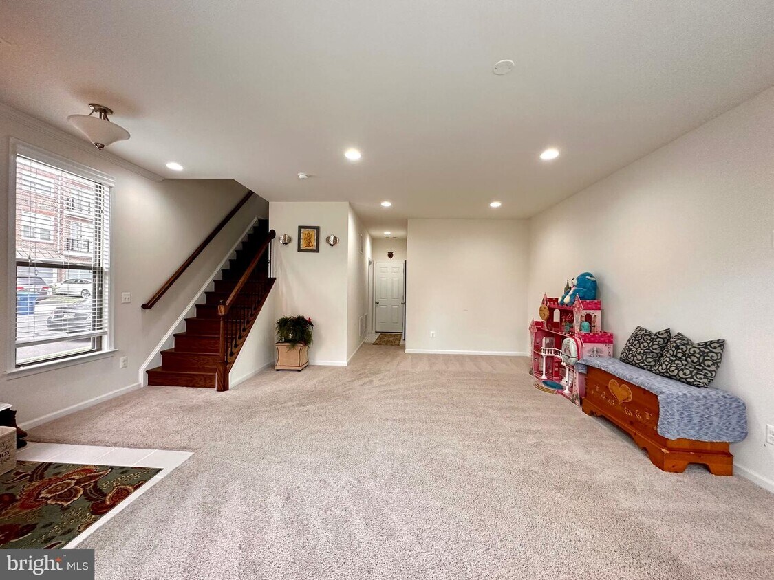 23451 Epperson Square, Ashburn, VA 20148 Townhouse for Rent in