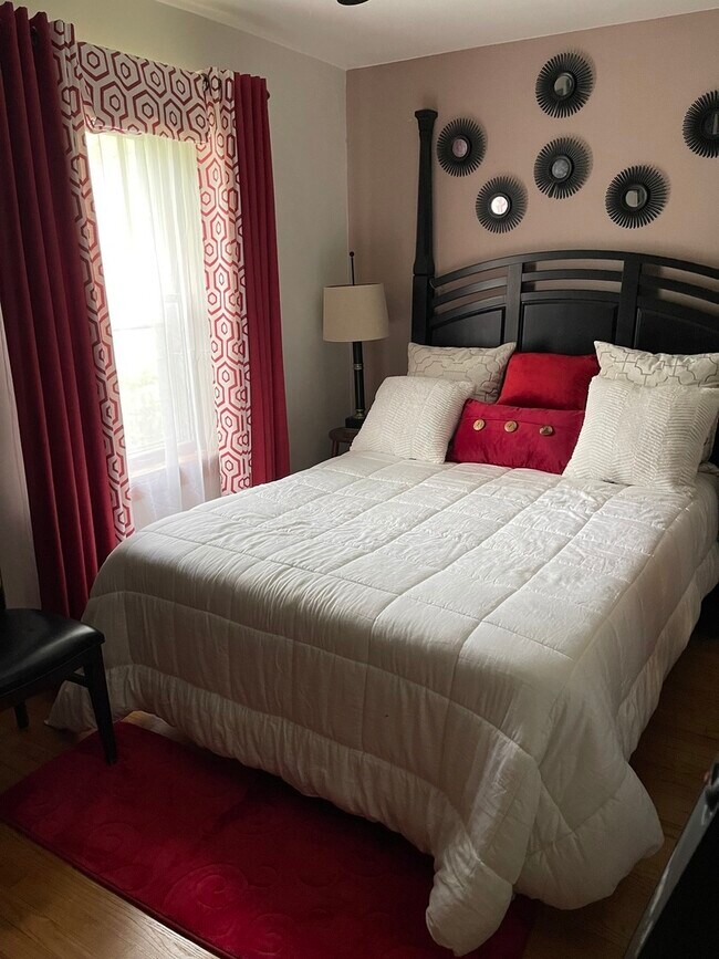 Foto del edificio - 889 Driscoll Ct