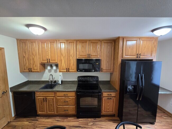 Building Photo - N114W16920 Murillo Dr