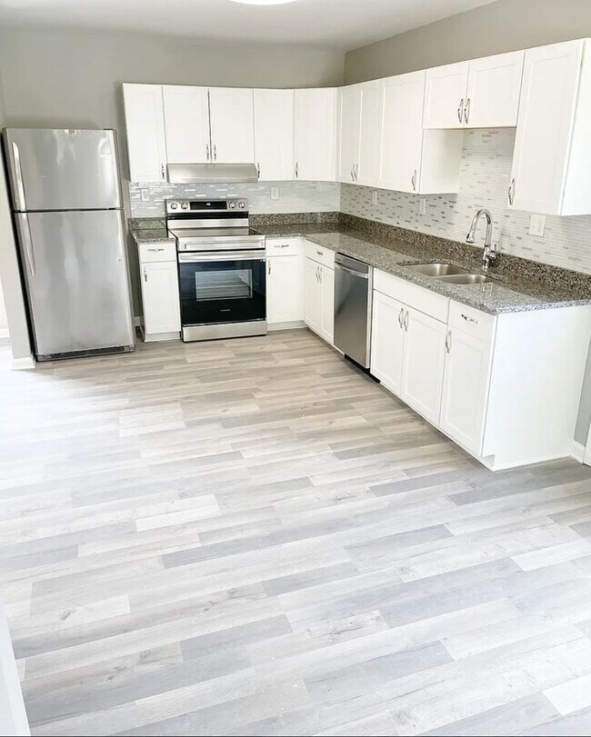 Foto del edificio - 3 Bedroom Single Family Home in Memphis