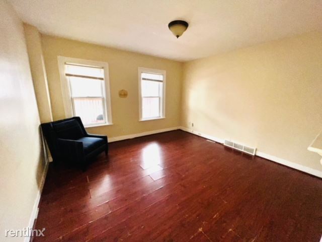 Building Photo - 2 br, 1 bath House - 51 Lines St Apartment 1
