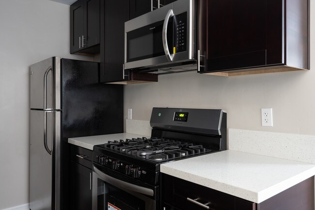 Foto del edificio - 4460 Georgia St