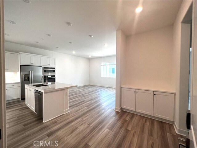 Building Photo - 125 Sash