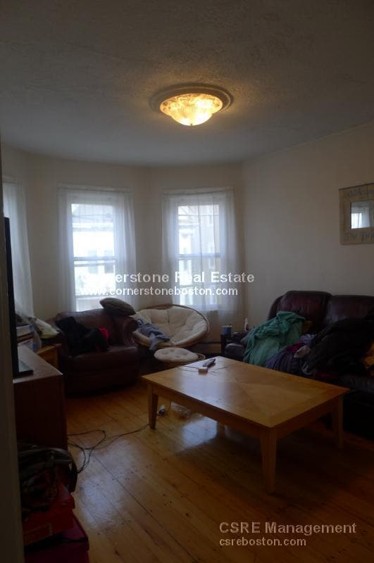 Building Photo - 55 Calumet St