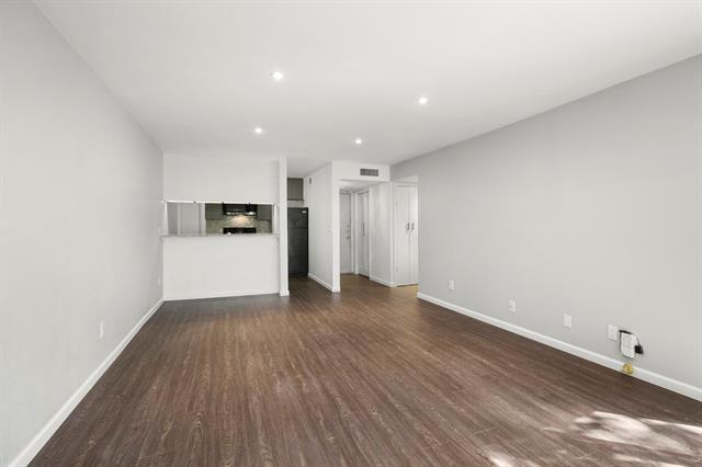 Foto del edificio - 4837 Cedar Springs Rd