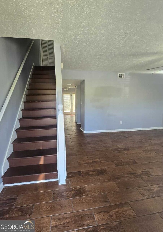 Foto del edificio - 149 Hudson Bridge Ln