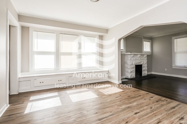 Foto del edificio - 1520 E 42nd St
