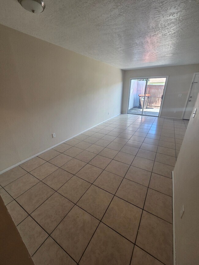 Foto del edificio - 5085 SE 31st St