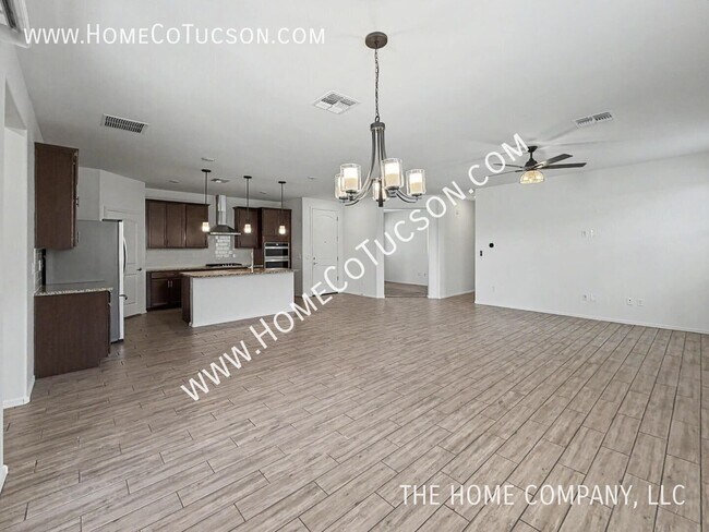Foto del edificio - 8828 E Stone Meadow Cir