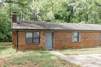 Building Photo - 1182 Whit Davis Rd