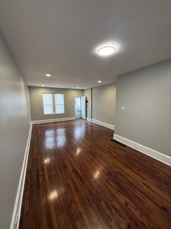 Building Photo - Broad & Porter-2 bedroom-Prime South Philadelphia
