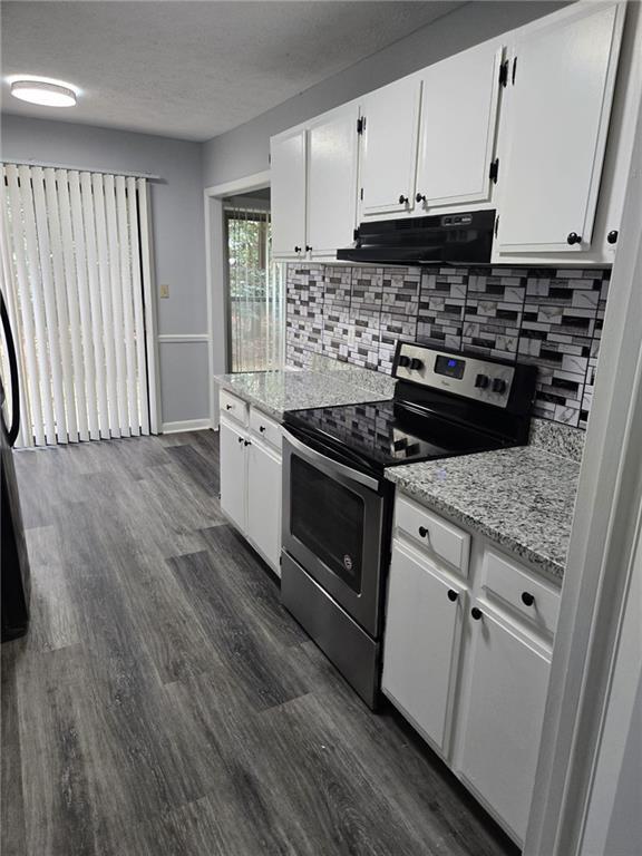 Building Photo - 8740 Roswell Rd