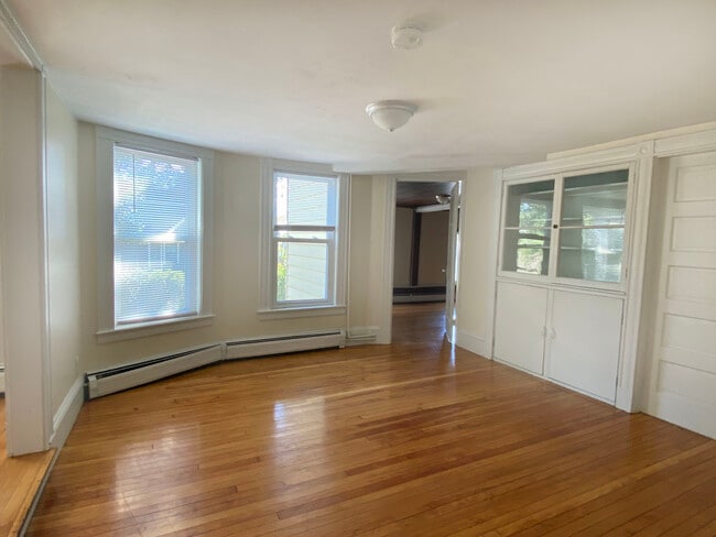 Dining Room - 57 Henry Ave