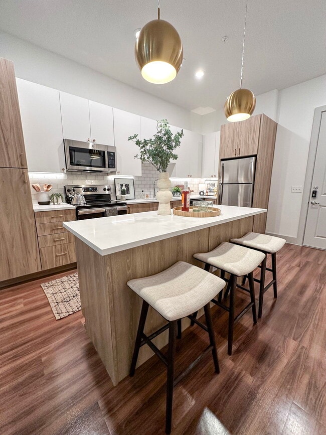 Foto del edificio - 127 Roberts Cut Off Rd