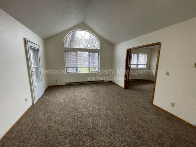 Foto del edificio - 1010 4th Ave S
