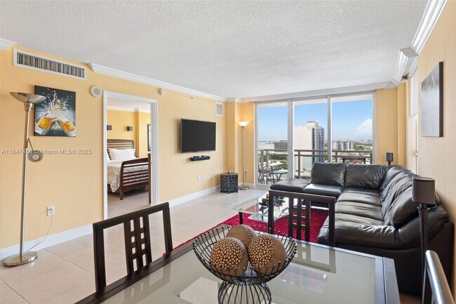 Foto del edificio - 6917 Collins Ave