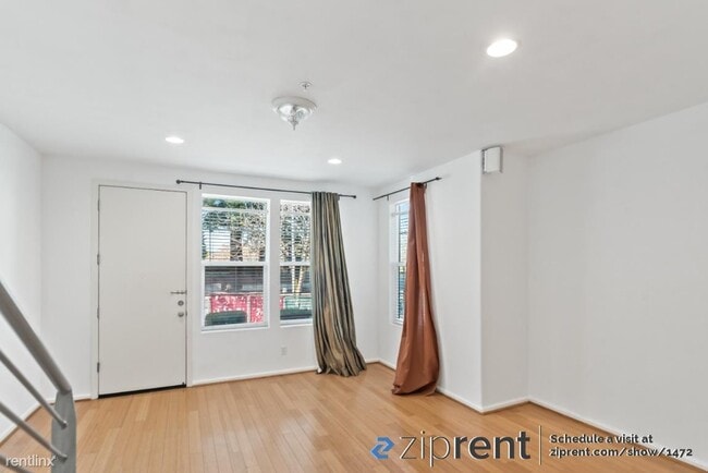 Building Photo - 3 br, 3.5 bath Townhome - 468 Marina Way, ...