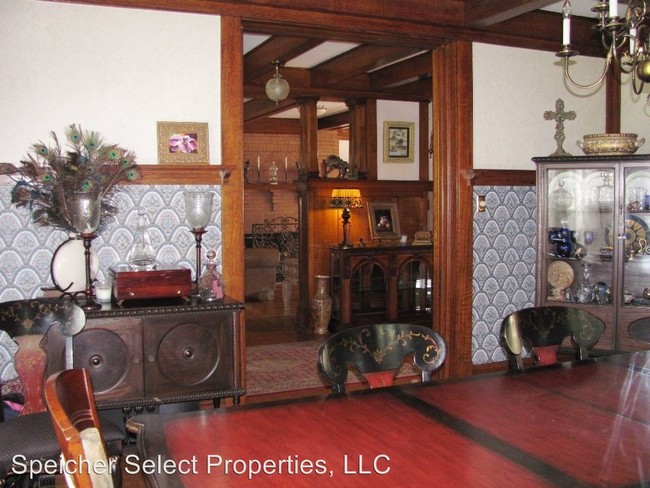 Building Photo - 5 br, 2.5 bath House - 451 Orchard Street