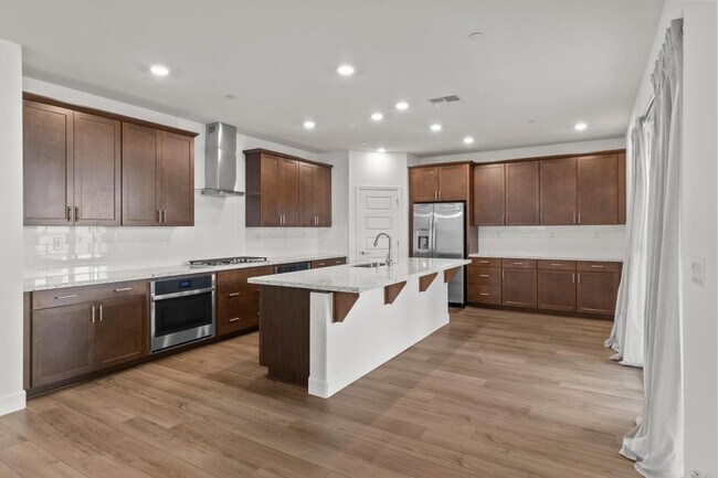 Building Photo - AVAILABLE 08/01/2026 3 YEARS NEW, BUILT BY LENNAR HOMES, 4 BED, 3 BATH, 2 CAR GARAGE