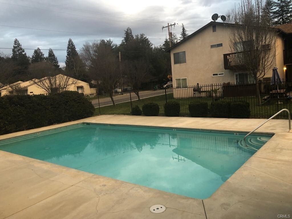Foto del edificio - 7464 Santa Ysabel Unit E