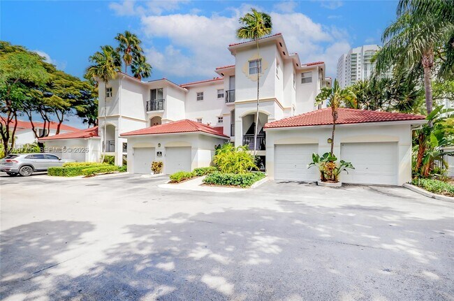 Foto del edificio - 3105 NE 184th St