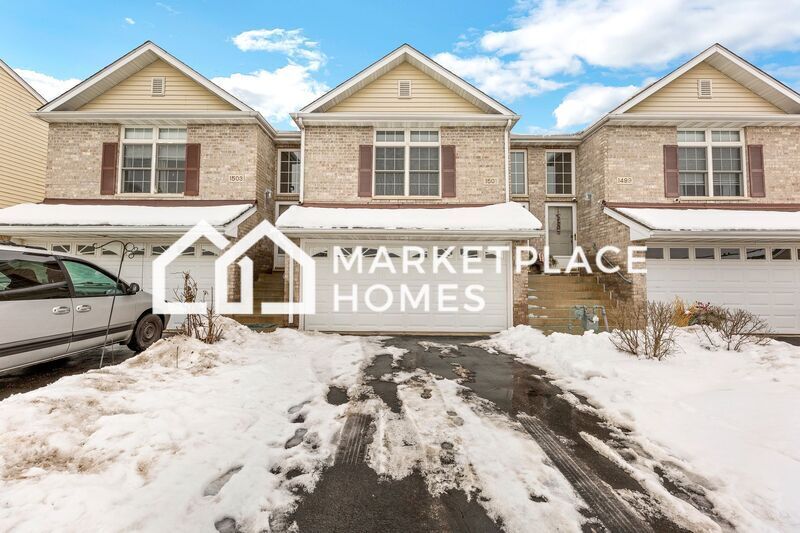 Foto principal - 1501 Stonefield Dr