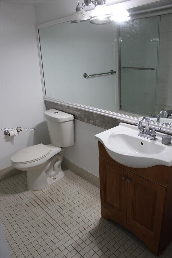 Foto del edificio - 4320 NW 107th Ave