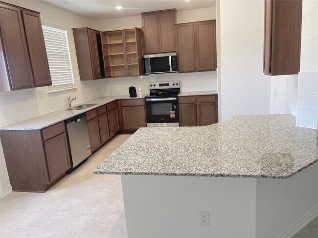 Foto del edificio - 7543 Fishbowl Ln