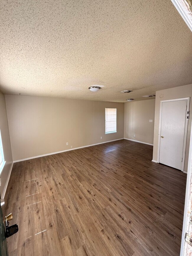 Foto del edificio - 106 Vieux Orleans Cir