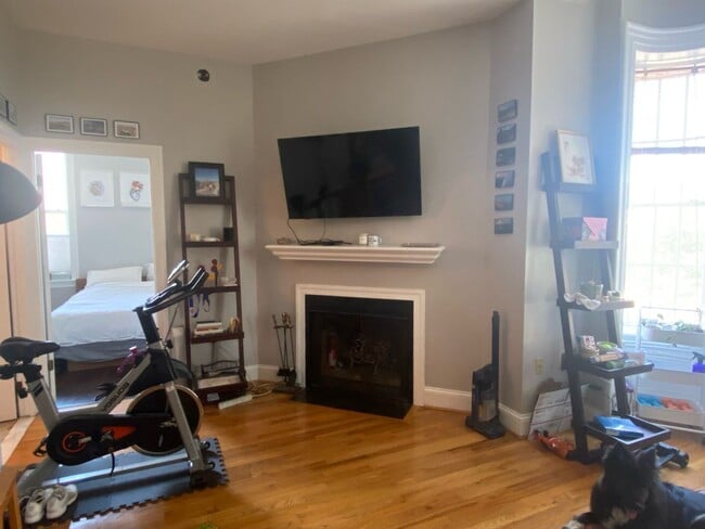 Photo - Beautiful 1-Bedroom Apartment in Fairmount...