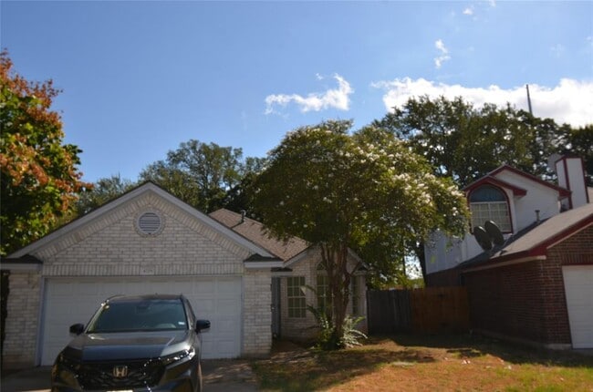 Building Photo - 4729 Castleman Dr