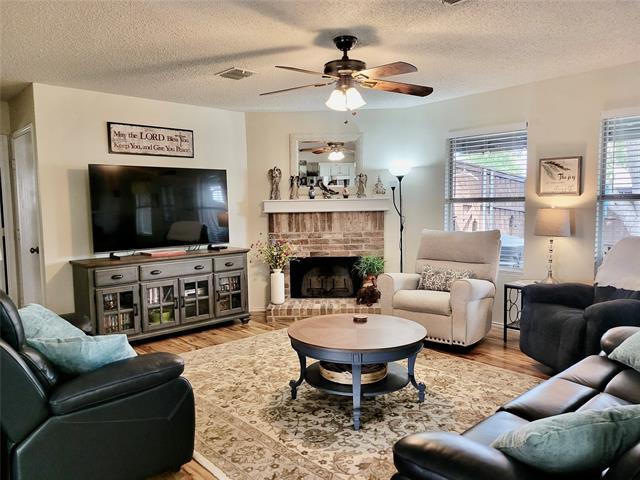 Building Photo - 1546 Englewood Dr