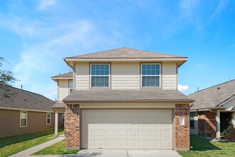 Building Photo - 24322 Amaldi Ct