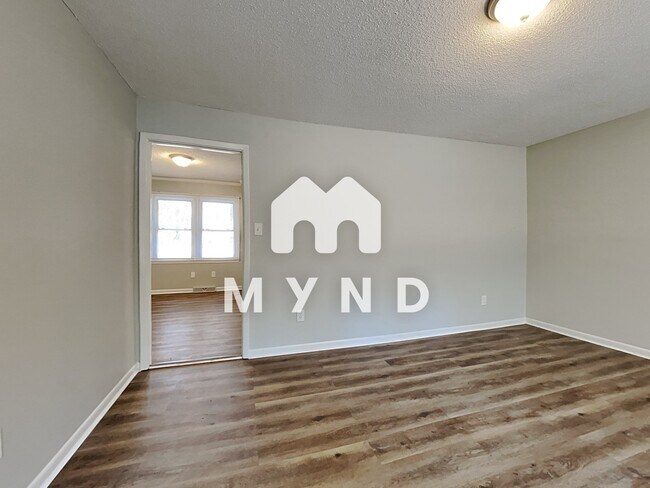 Building Photo - 7121 Riley Hill Rd