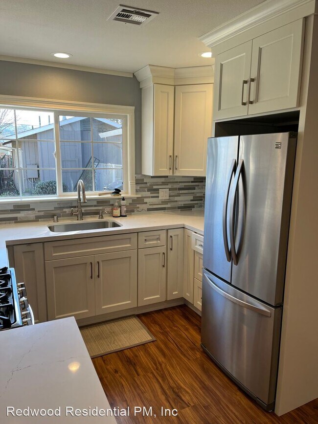Foto del edificio - 3 br, 1.5 bath House - 2706 Patio Court
