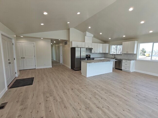 Entry and Kitchen - 6662 S Highland Dr