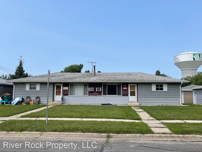 Building Photo - 3 br, 2 bath House - 202 6th Street West