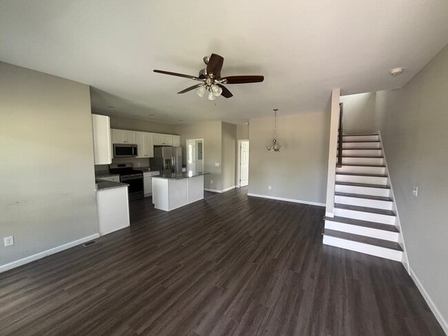 Building Photo - 158 Apache Ln