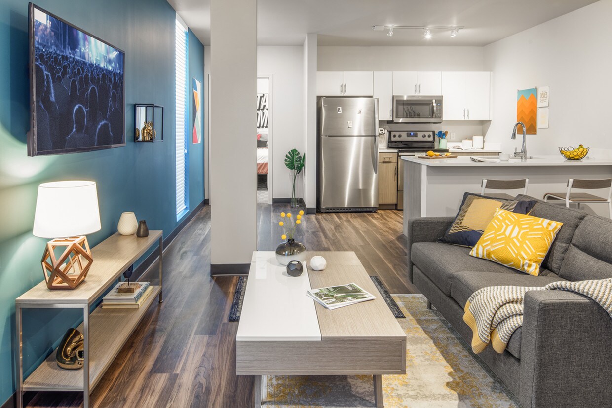 Rise on 9th Student Living Apartments Columbia, MO